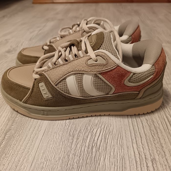 Adidași noi Coolway