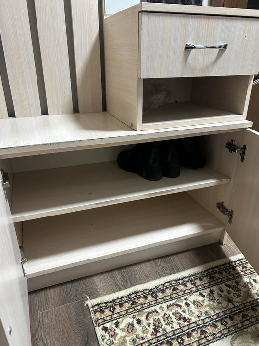 Прихожая шкаф зеркало