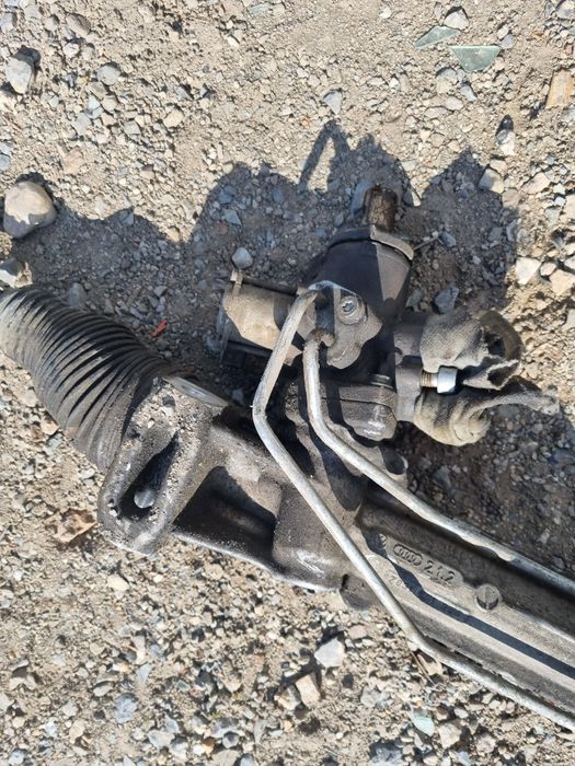 Рейка за Audi a4 B8 2.0дизел 143кс 2009година