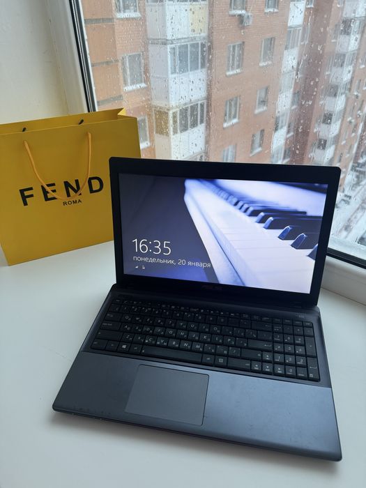 Ноутбук ASUS X55VD