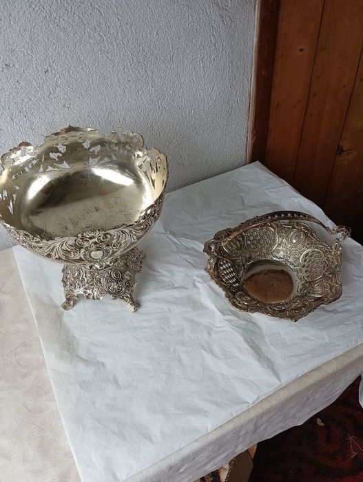 Продам вазочки .