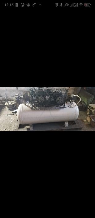 Комрессор380 v. на 200.л