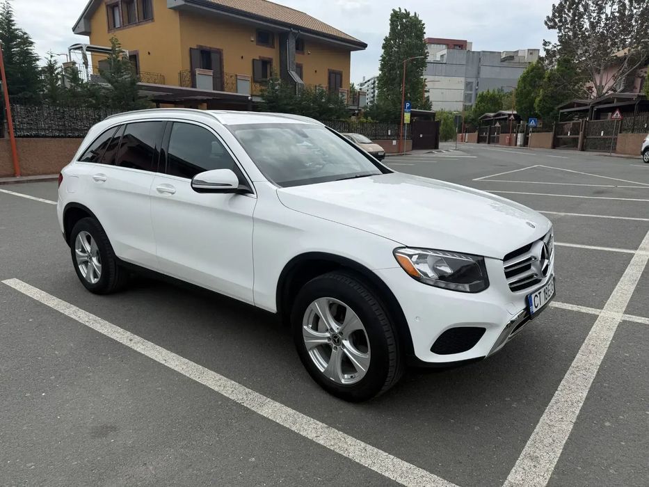 Mercedes-Benz GLC Mercedes-Benz GLC 300 9G-TRONIC