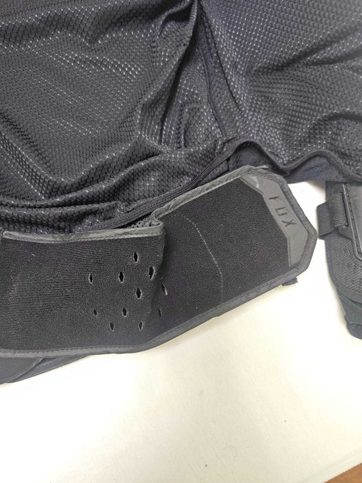 Fox titan sport chest protector