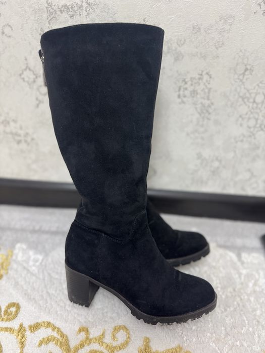 Продам зимние сапоги