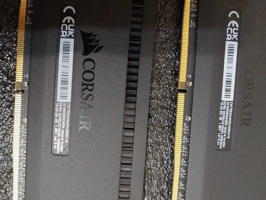 32GB DDR4 4000Mhz CL19 - Corsair Dominator Platinium RGB