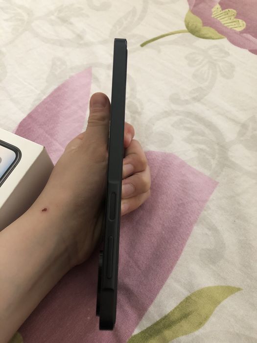 Продам телефон А07