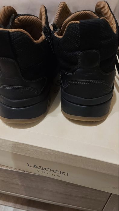 Боти за момче 38 номер