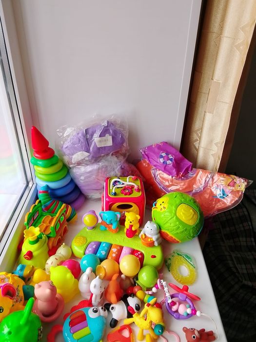 Продам разные детские игрушки