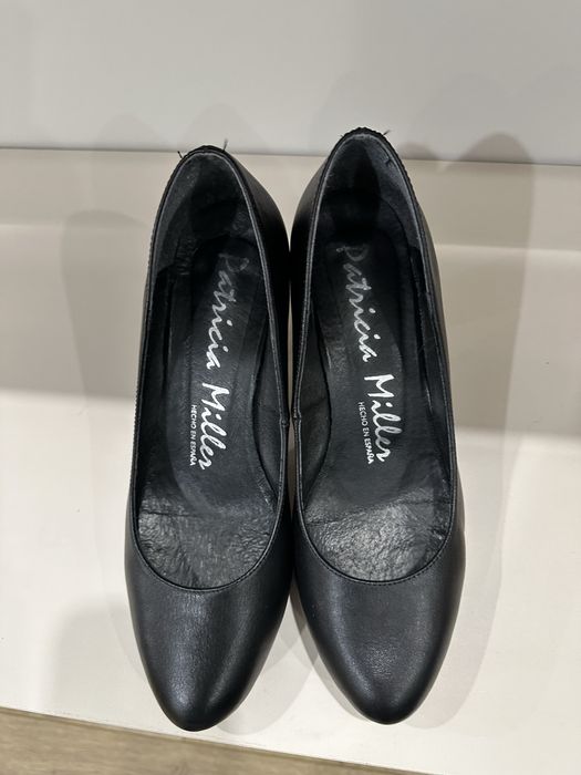 Обувки с ток от естествена кожа Patricia Miller