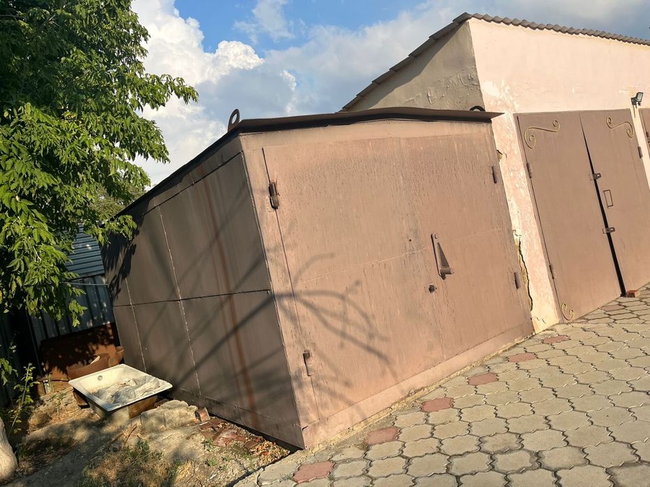 Продам металический гараж