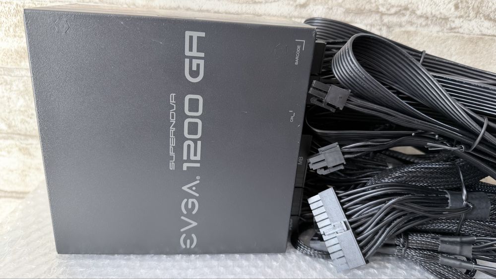 Evga 1200W отличный блок для вашей сборки