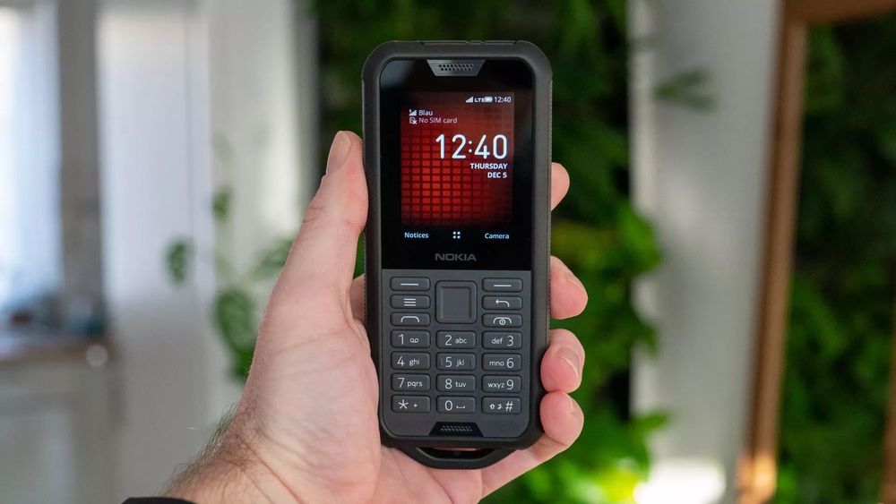 CA NOU • Nokia 800 Tough 4G • Certificare militară MIL-STD-810G • Telefon șantier • Telefon indestructibil