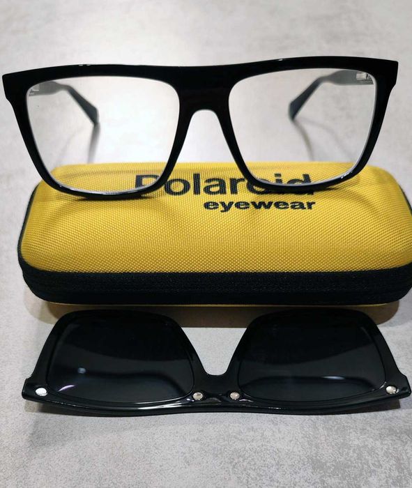 Продавам очила Polaroid PLD6230