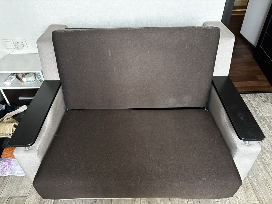 Отдам диван б/у, доставка с вас