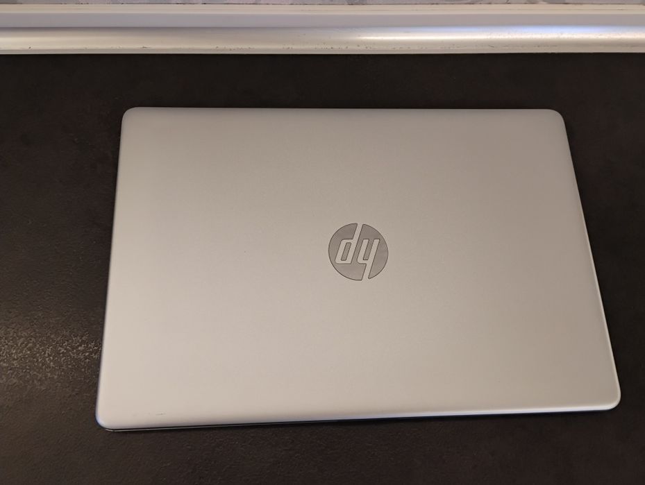 Laptop Hp - Ryzen 7 - 5000serie - Vega 7 - defect