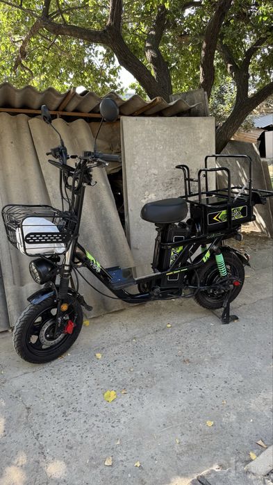 Monster skuter Drongo/ elektroskuter yengidek dakment bor