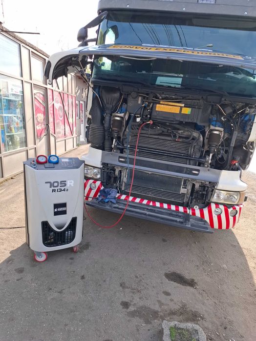 Incarcare freon auto R134A
