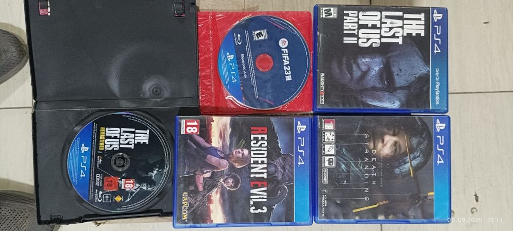 Дисклар сотилади PlayStation 4/5 га бор ассортиментлар куп холати зур