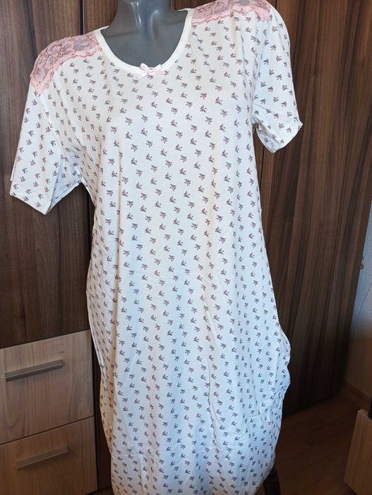 Дамски нощници / тип рокли