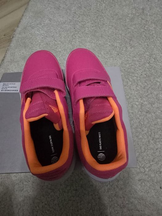 Дамски маратонки adidas 40 номер