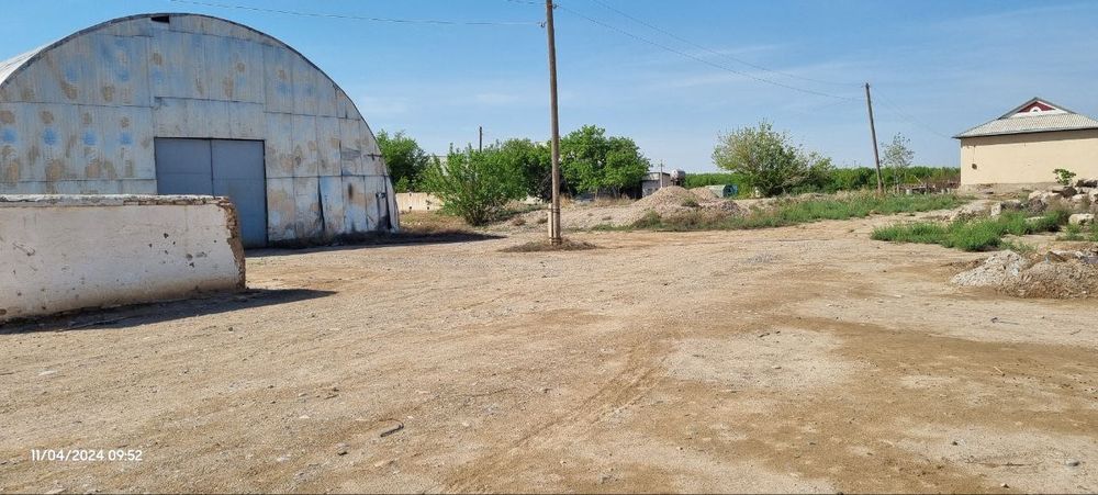 Aluminiy Sklad sotiladi