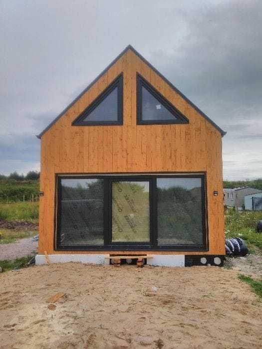 Construim case modulare la cheie, locuinte pe structura metalica