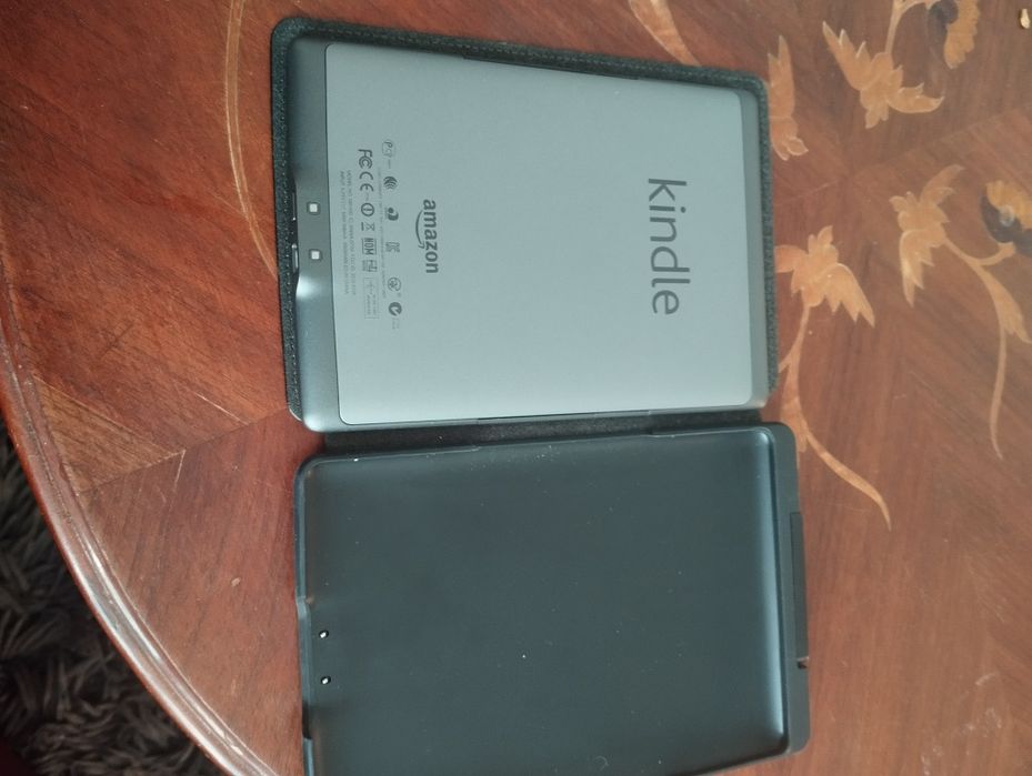 Tolino vision 4 и kindle 4