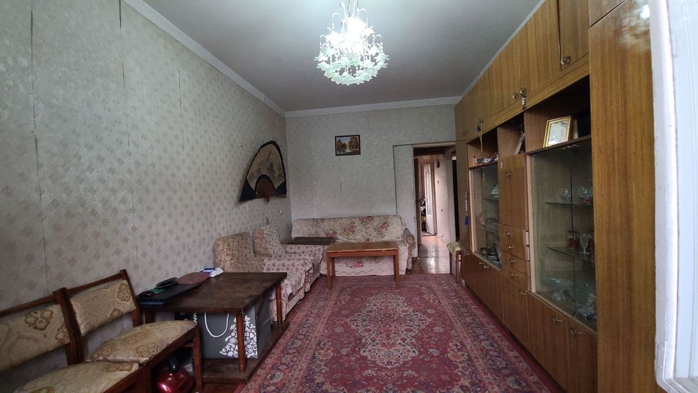 Продается 3 комнатная квартира