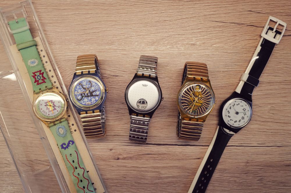Ceasuri Swatch de colectie modele rare Jump hour kuzco tai sun