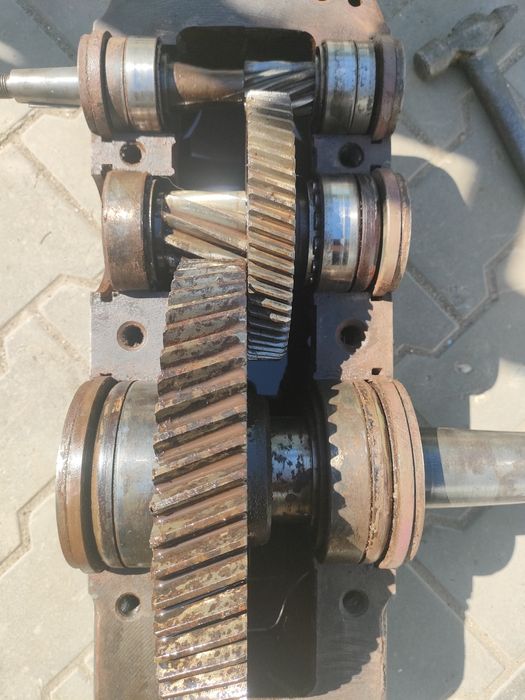 Продам редуктор ц2 у 160