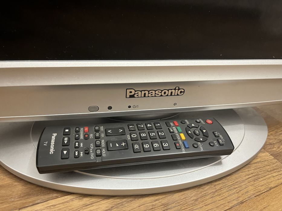 Телевизор Panasonic 32 инча