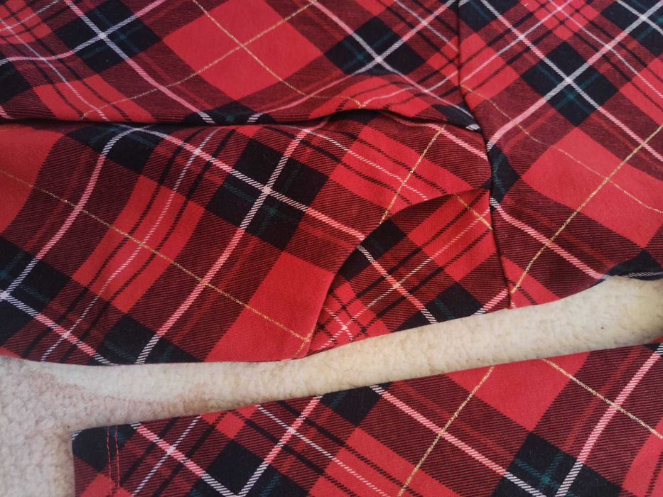 Детска червена роля