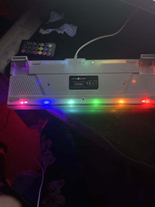 Tastatura white shark ronin