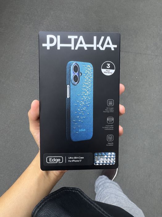 Чехол Pitaka для iphone 17