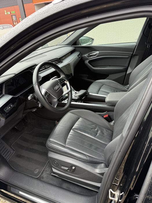 Audi e-tron 55 Quattro 2021 | 408 CP | Piele | Full Electric | Impecabil