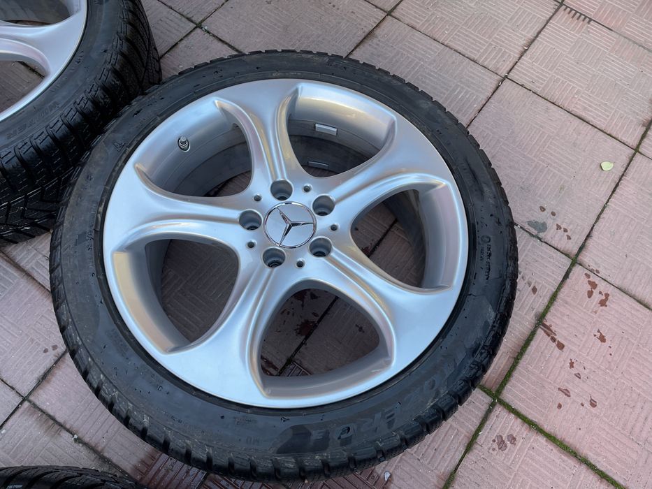 Jante R18 Mercedes W205 cu anvelope iarna Pirelli Sottozero 225/45/18