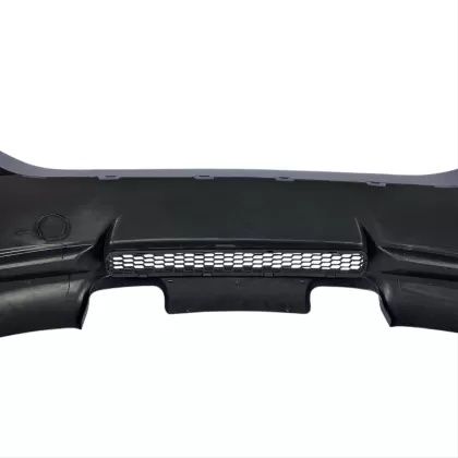 Задна броня за БМВ BMW Е90 М3 дизайн.