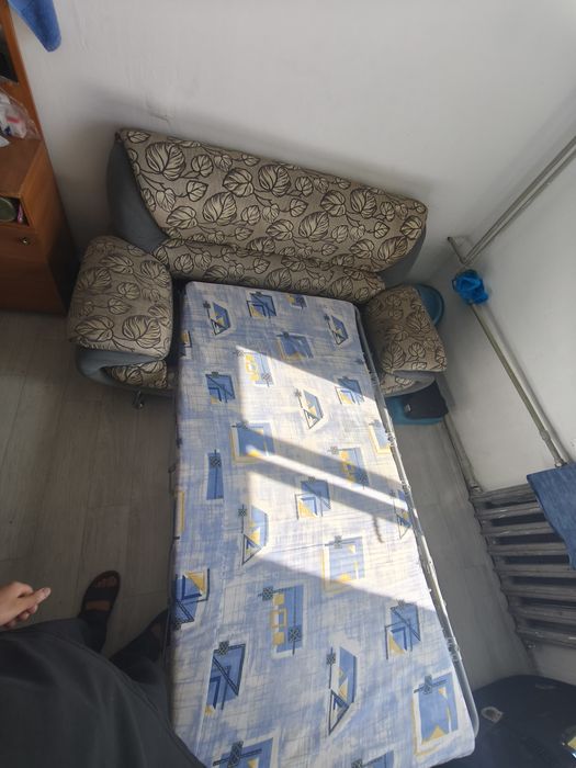 Диван и кровать ,