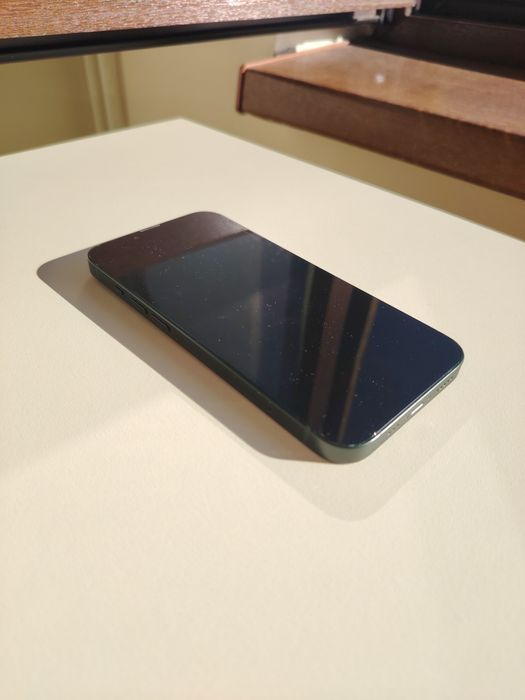 iPhone 13 128GB Verde • Full box • Sanatatea bateriei 80%