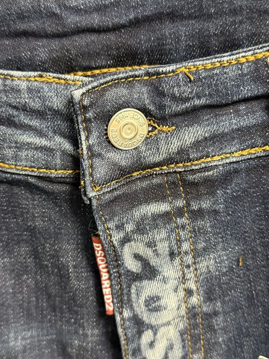 Blugi DSQUARED2 super calitate