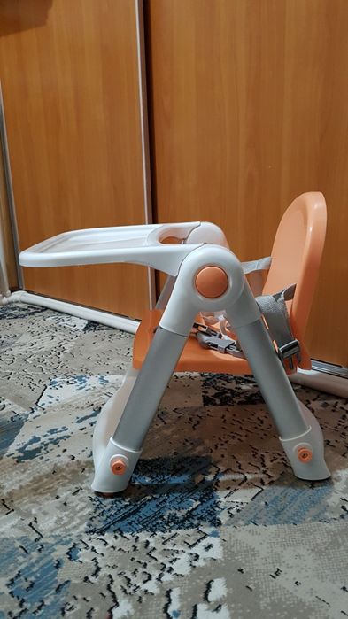 Детский кресло новый.