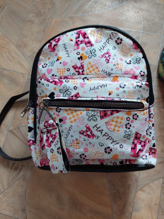 Дамска цветна раничка