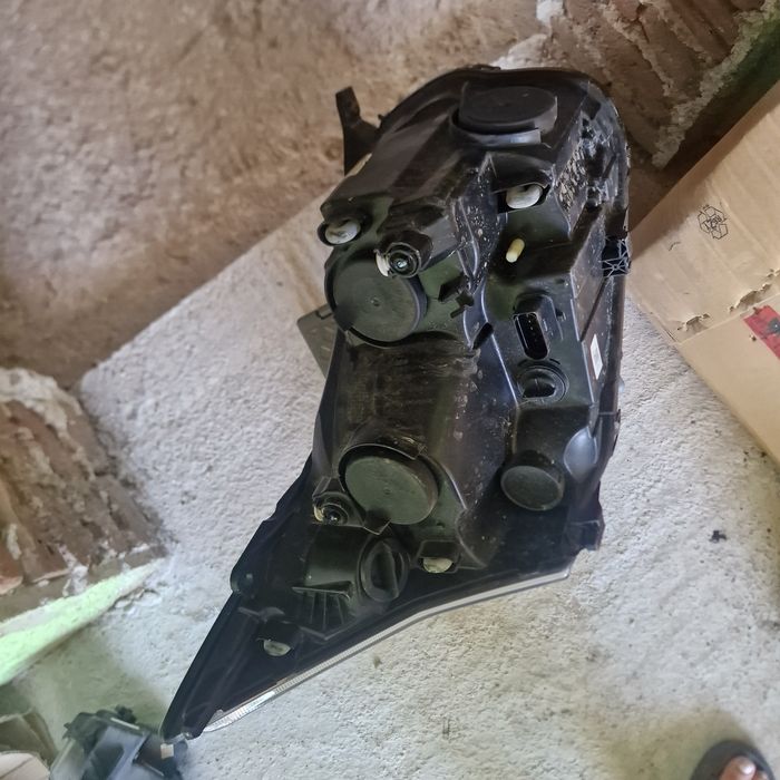 Ford Transit LED 2021 ляв фар