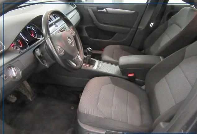 Volkswagen Passat B7 1.6TDI variant 105HP, 2015, manuala, inmatriculat