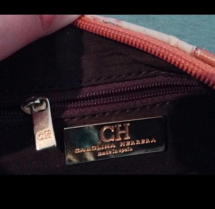 Poseta CH noua nouta