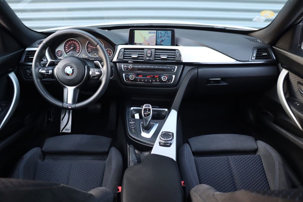 BMW 320d GT xDrive M Paket – Panorama – HUD – Jante 19” - 184CP -2015- RAR efectuat