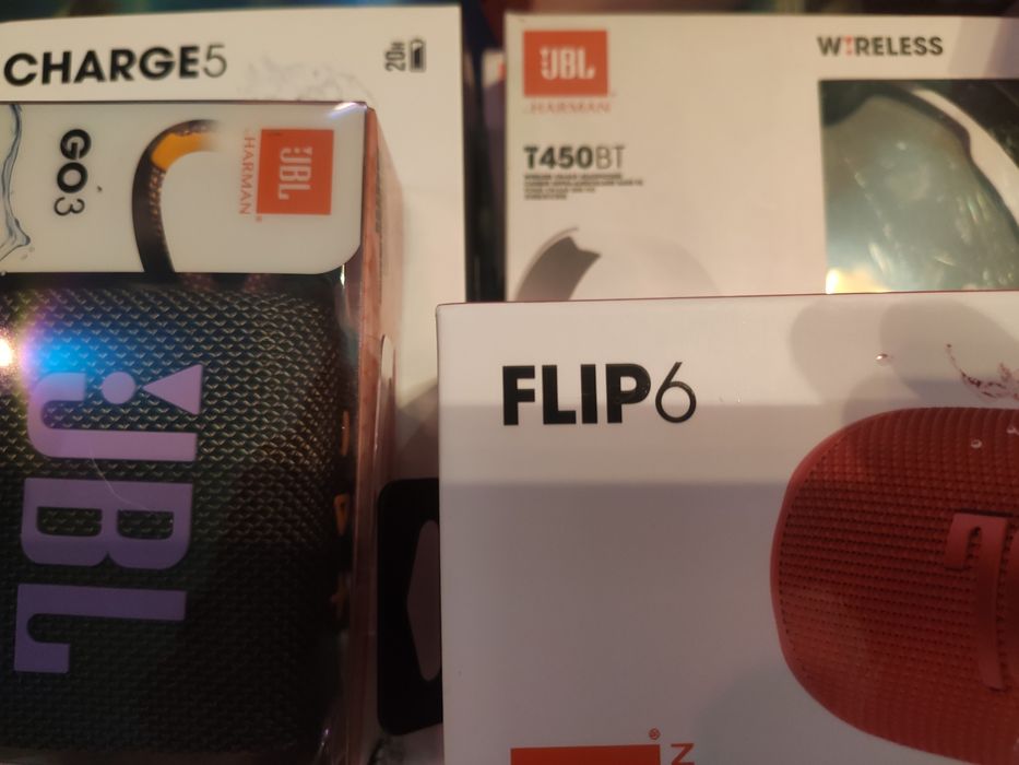 Лот колонки JBL ,Чисто нови.Оригинални