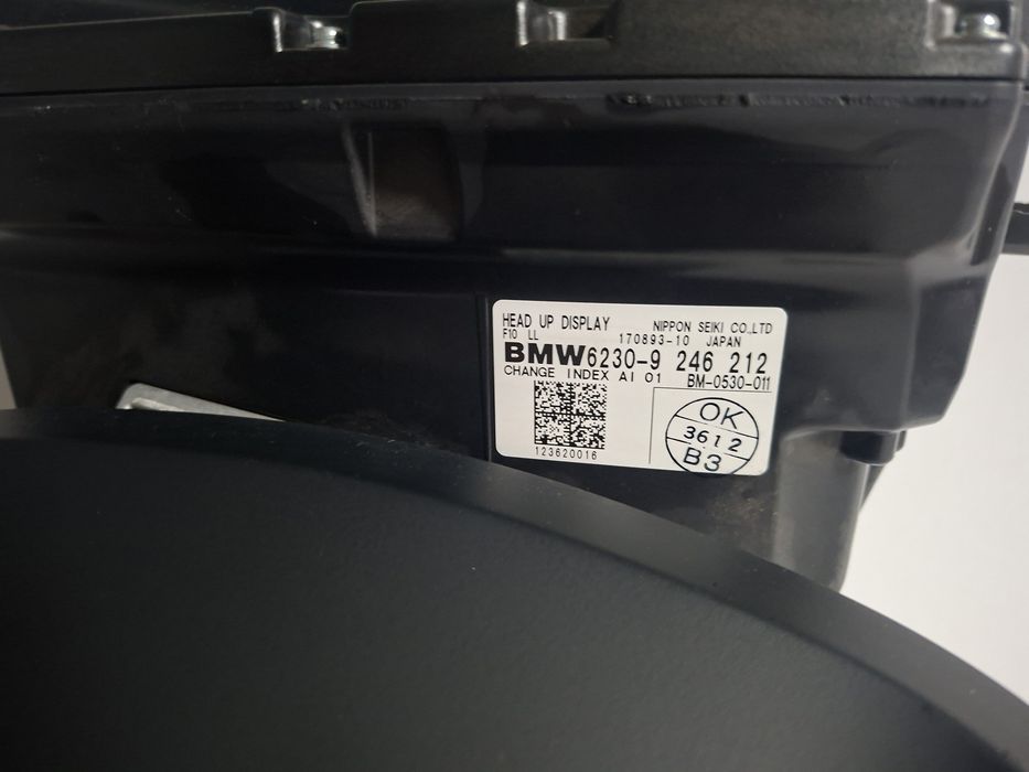 Head Up Display HUD BMW F10 F11 original cu ramă bord - 9246212