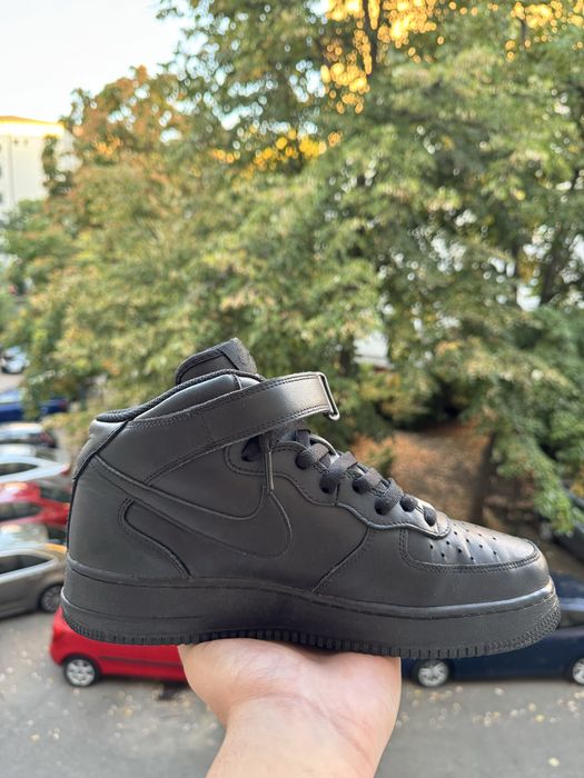 Nike Air Force 1 Mid ‘07 Triple Black